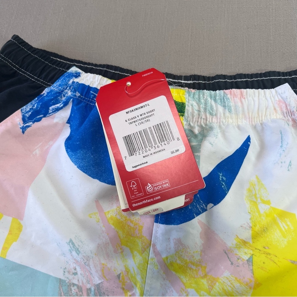The North Face Girls Youth Swim Shorts Abstract Print NWT Size L - Picture 5 of 10